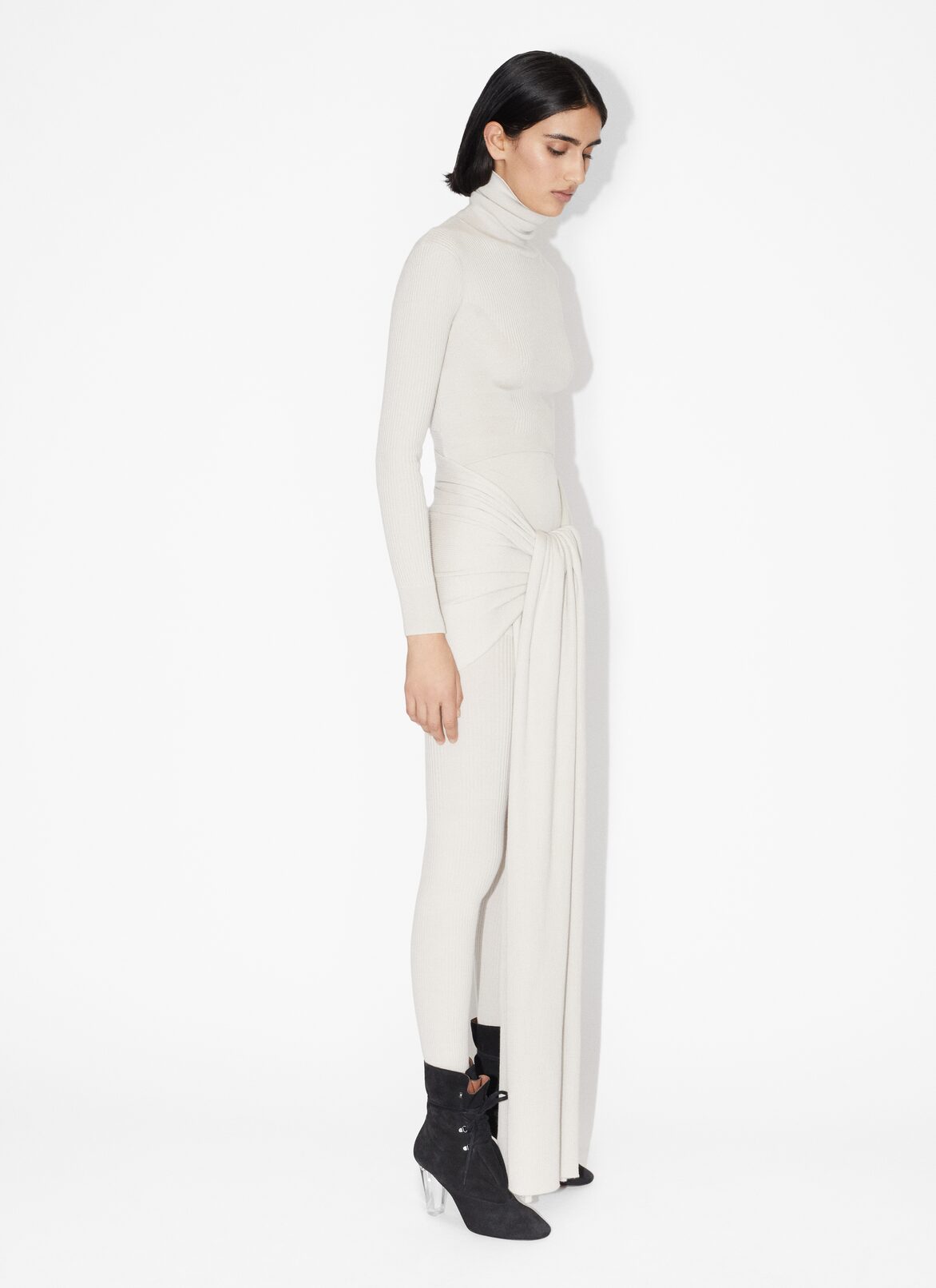 Turtleneck cashmere sweater ALAÏA BEIGE TURTLENECK CASHMERE SWEATER